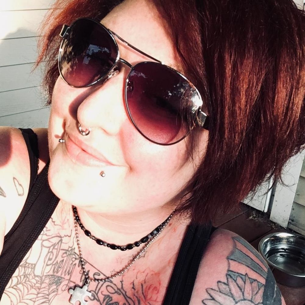 Meet your Posher, Shelly